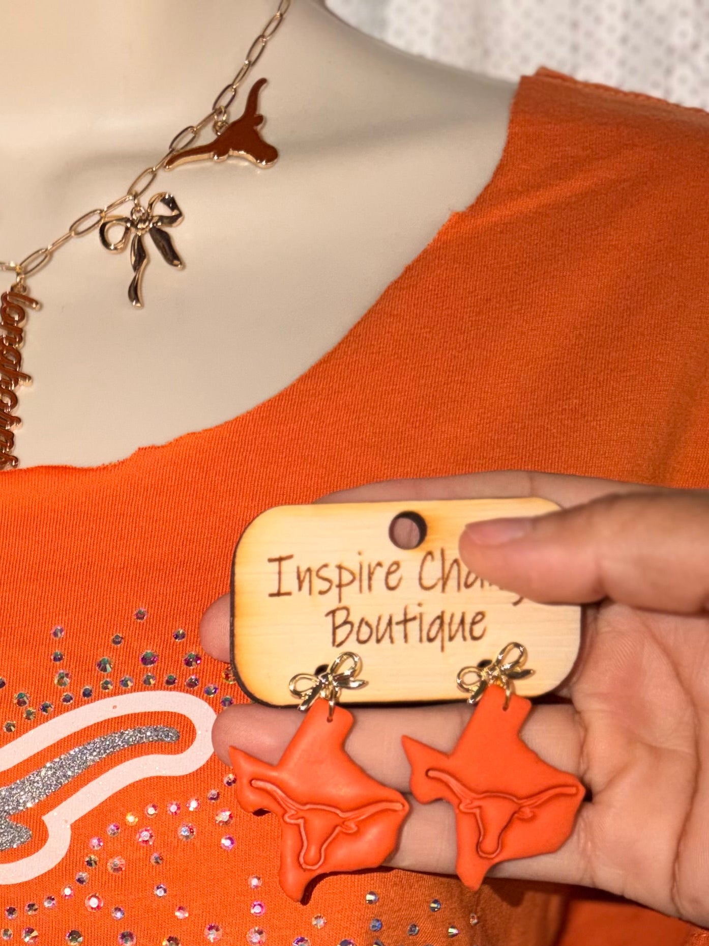 Longhorn win earring