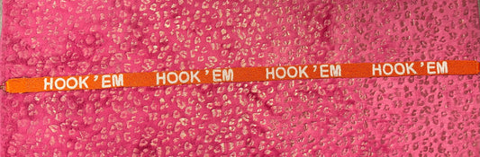 Hook em Strap